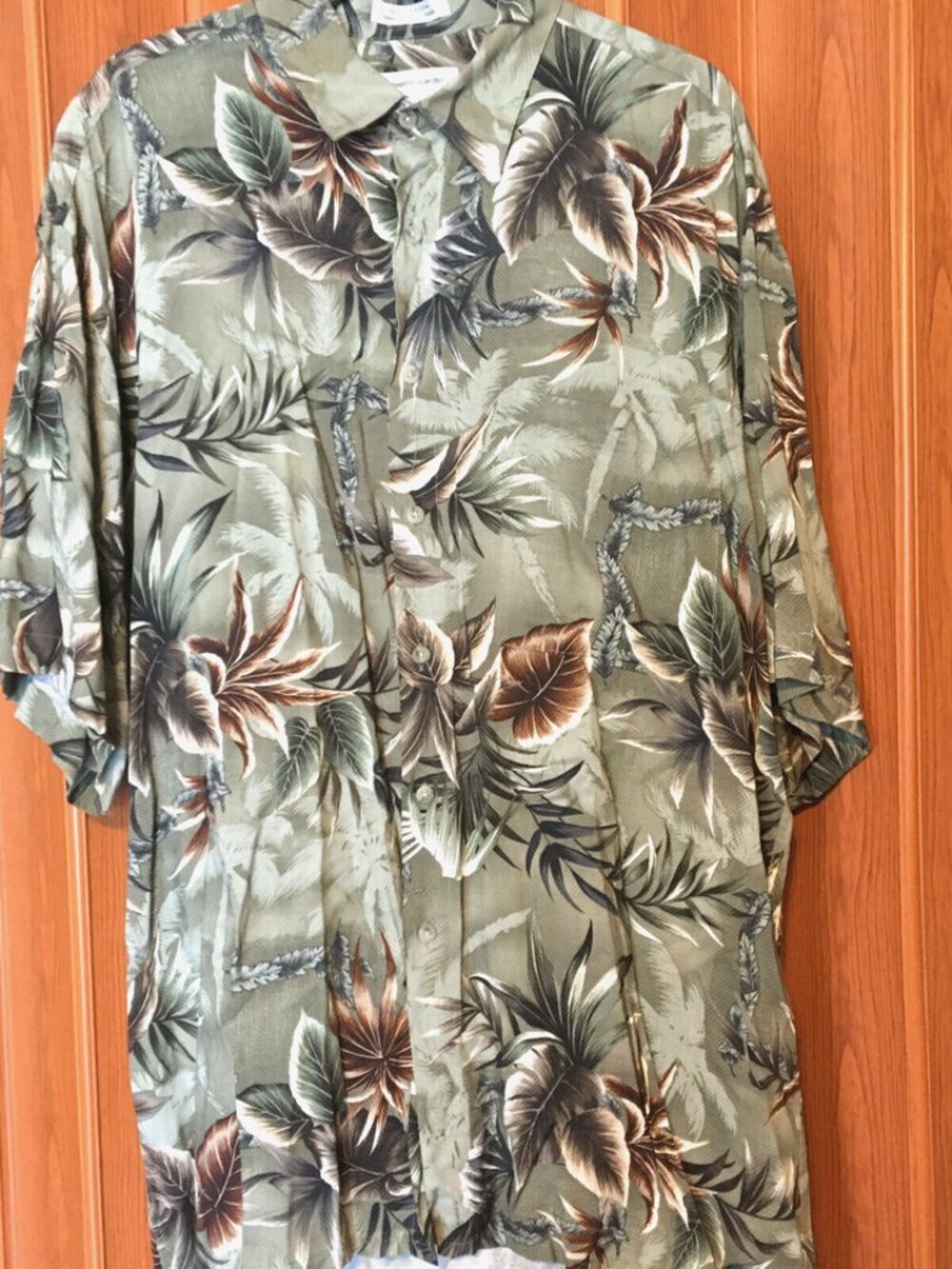 Pierre Cardin Hawaiian Aloha Vintage Green Floral Leaf Short Sleeve Mens Shirt L